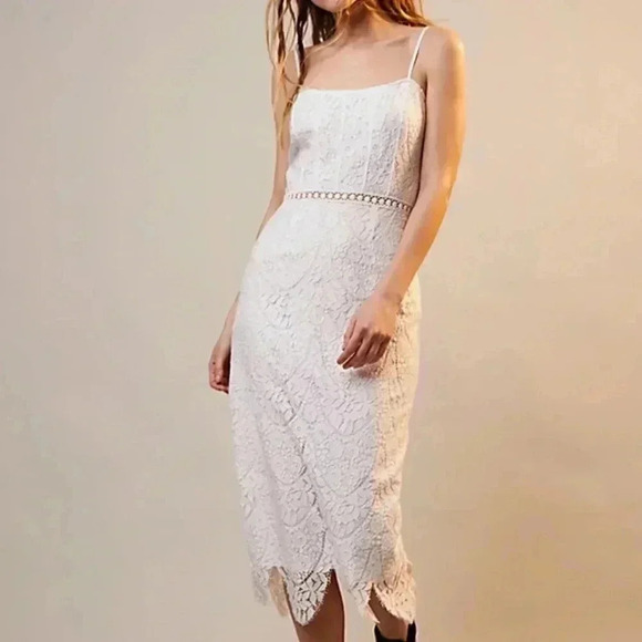 SAYLOR Eizelle Dress in Ivory - Picture 5 of 15